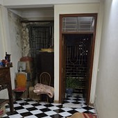 CHO THUÊ NHÀ RIÊNG NGÕ 2 NHÂN CHÍNH  LÀM CHDV, 15 TRIỆU, 5 TẦNG, 5 NGỦ, 43M2